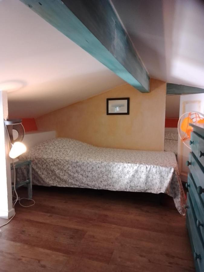 De La Couleur Aux Marquises Apartment La Londe-les-Maures Bagian luar foto